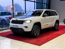 جیپ گراند شیرۆکی